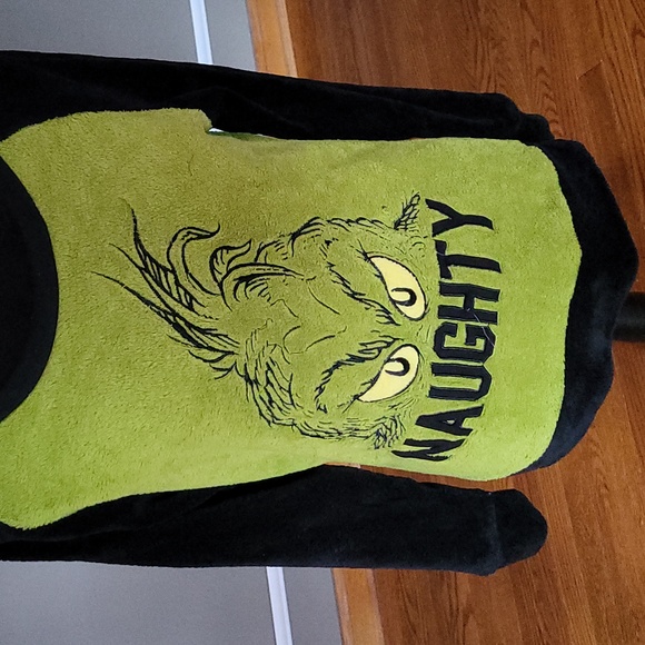 Grinch Naughty Sweatshirt Size Medium - Picture 2 of 10